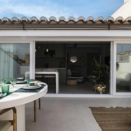 Apartment Atarazanas Suite, Atico Con Terraza *