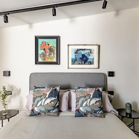 Apartment Atarazanas Suite, Atico Con Terraza *